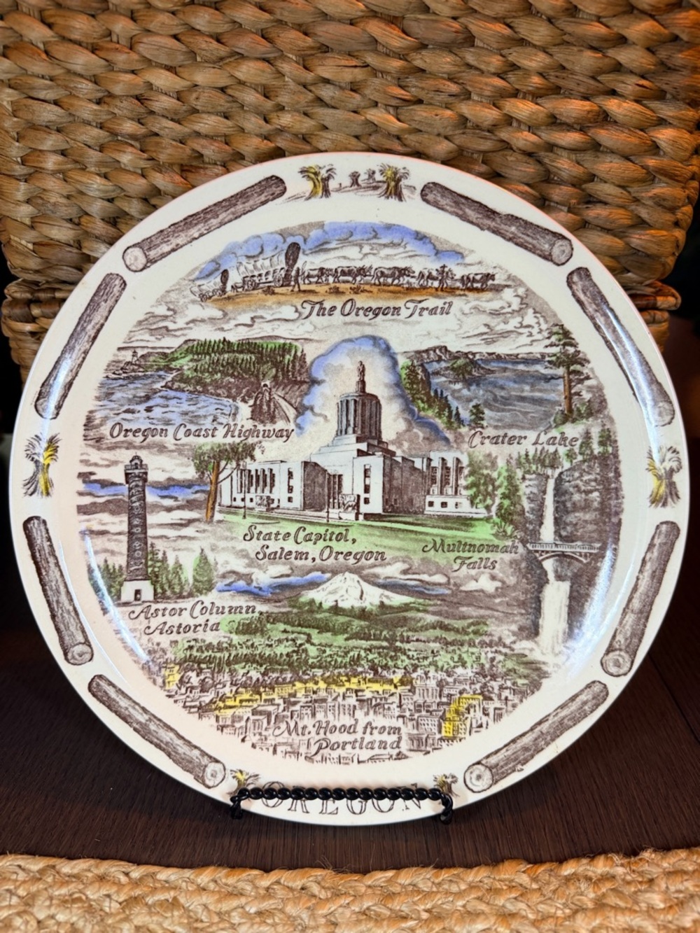 Vernon Kilns “State of Oregon” colorful ceramic collector plate